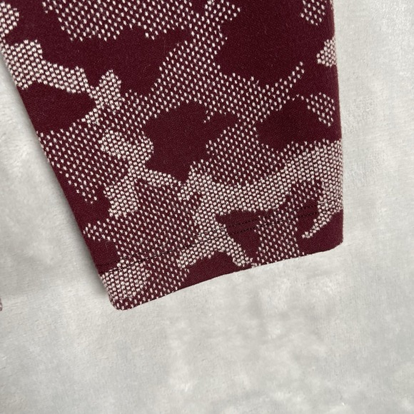 Lululemon Shirt men's Medium Surge Warm Half 1/2 Zip Pullover Jacquard Red Camo - Picture 9 of 14